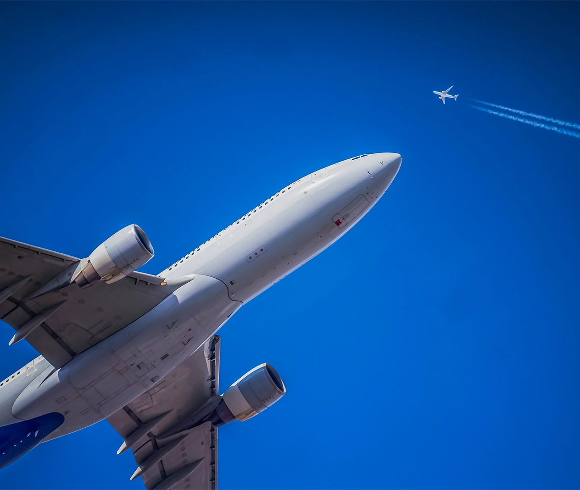 accedez a nos hebergements a calvi en avion