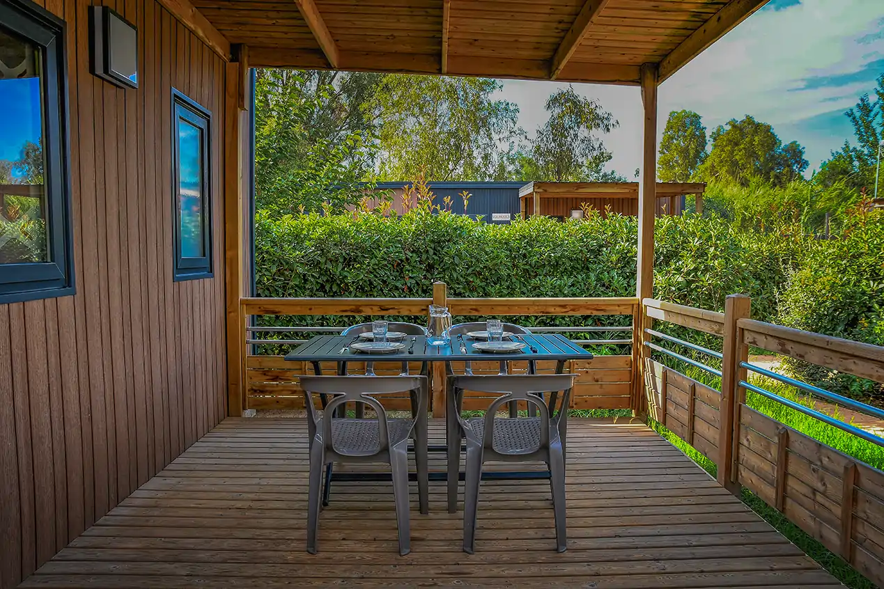 belle terrasse mobil home camping les castors