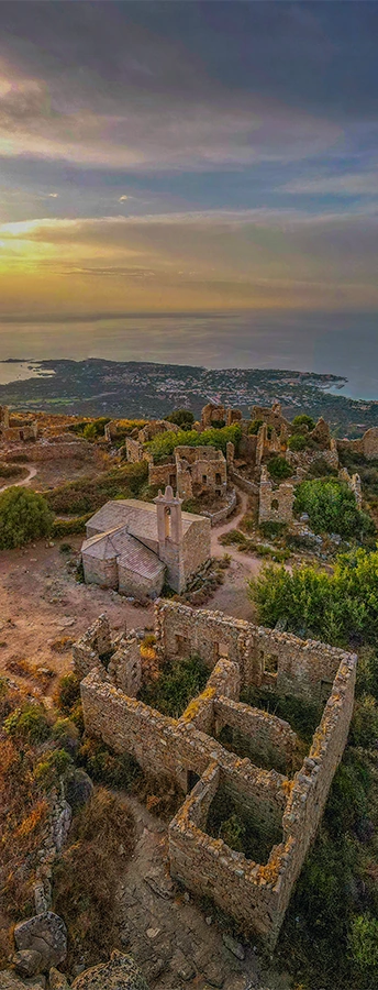 les montagnes majestueuses de l ile de beaute