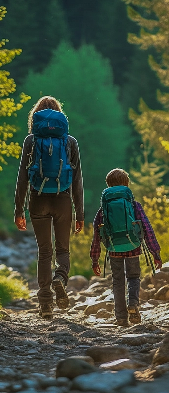 une etape pour randonneurs sur les pistes du gr20 corse
